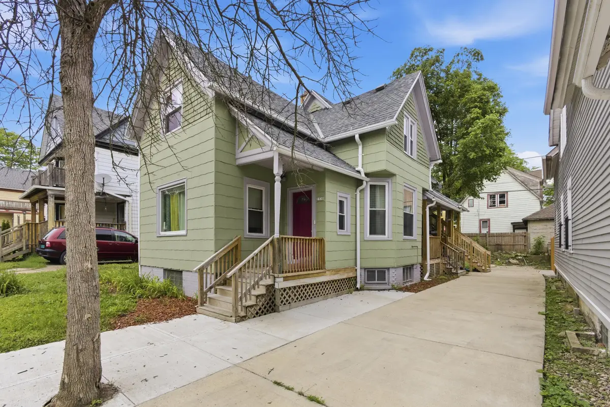 2330 N Hubbard St, Milwaukee, WI 53212 - #1