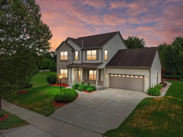2005 Patrick Ln, Waukesha, WI 53188