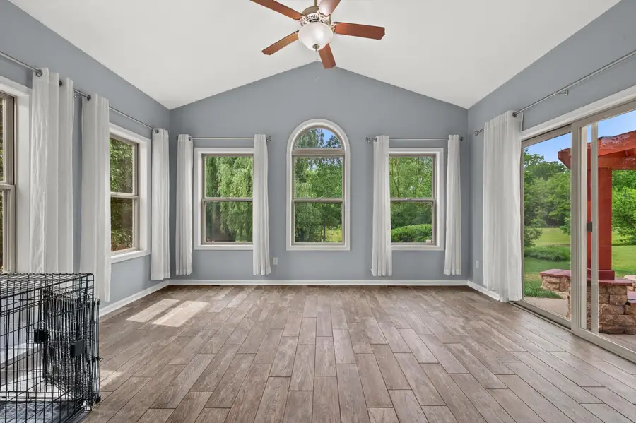 2005 Patrick Ln, Waukesha, WI 53188 - #3