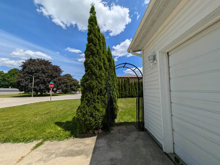 3805 Sheridan Ave, Sheboygan, WI 53081 - #3