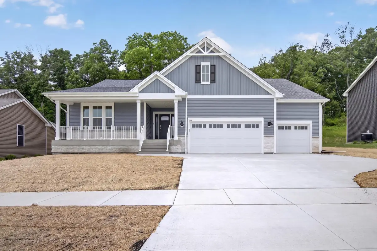 528 Kiddle Ln, Union Grove, WI 53182 - #1