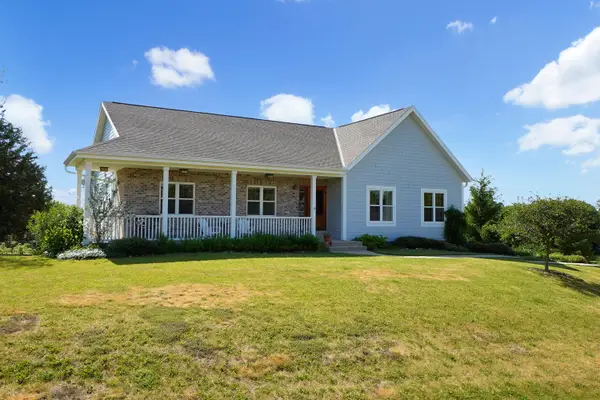 N5181 Union Hill Rd, Concord, WI 53066