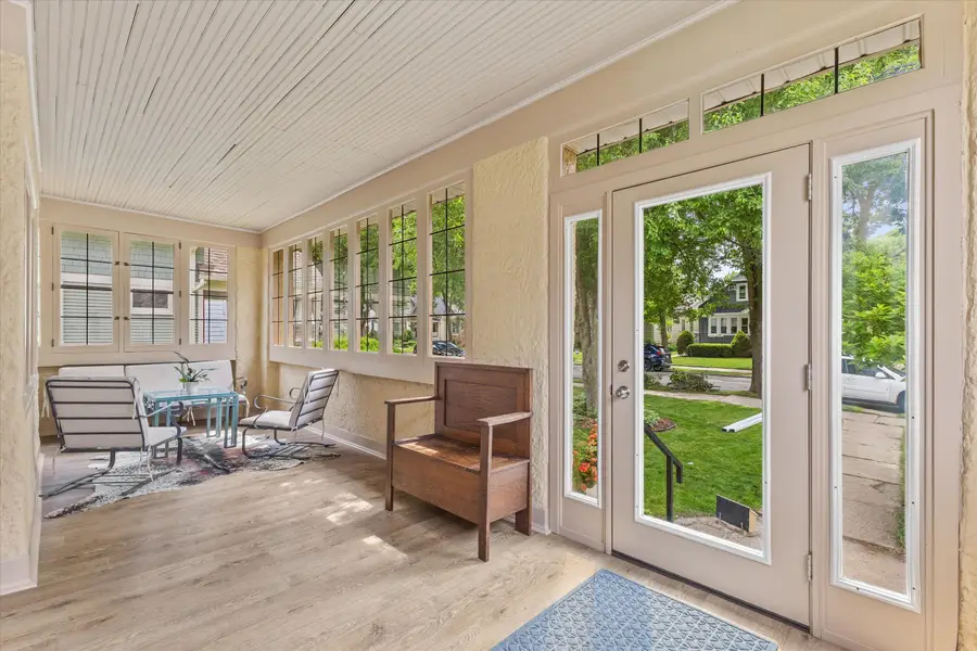 3416 S Delaware Ave, Milwaukee, WI 53207 - #2