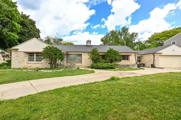 5340 W Melvina St, Milwaukee, WI 53216
