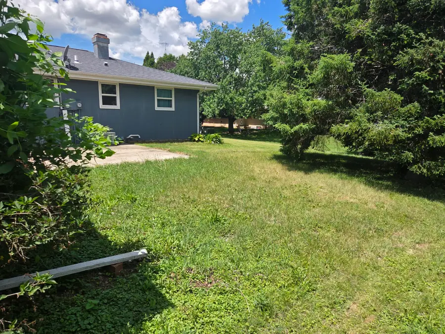 719 Holland Ave, Delavan, WI 53115 - #2