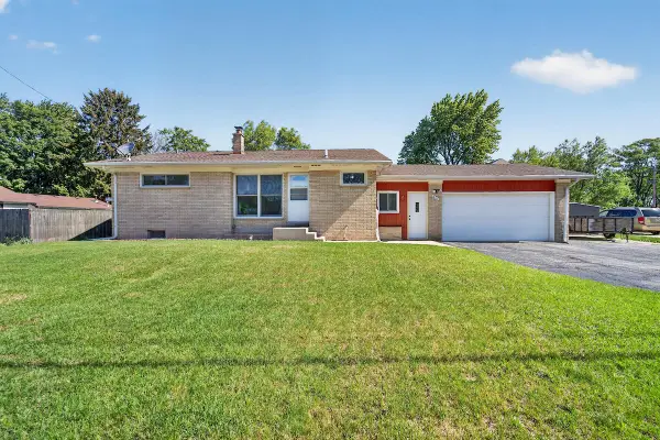 408 9th St, Somers, WI 53140