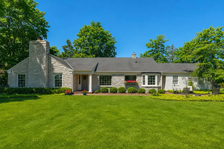 9321 N Tennyson Dr, Bayside, WI 53217 - #2