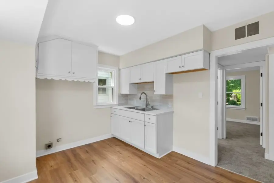 2126 S 80th St, West Allis, WI 53219 - #3