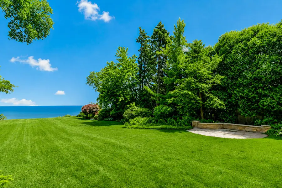 6320 N Lake Dr, Whitefish Bay, WI 53217 - #3