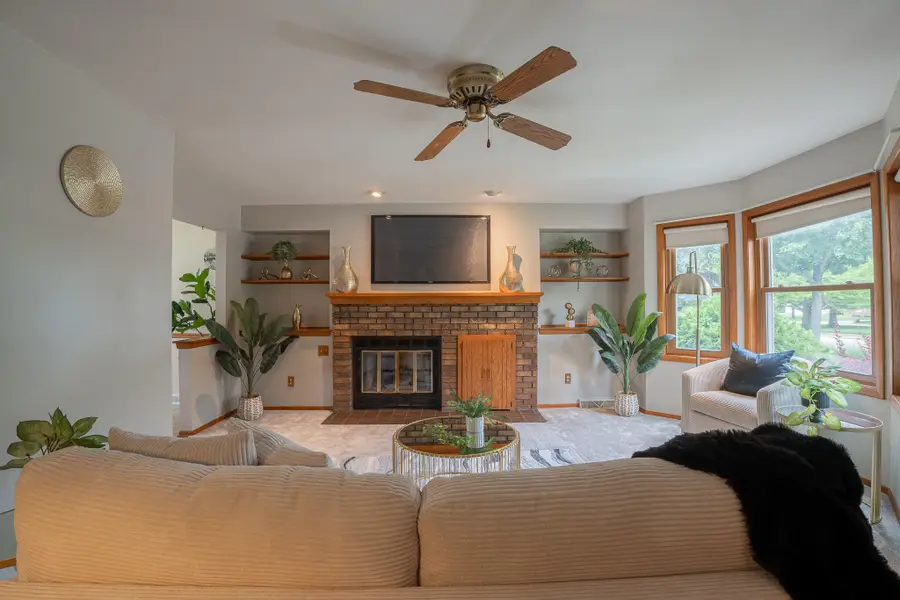 1139 S 120th St, West Allis, WI 53214 - #2