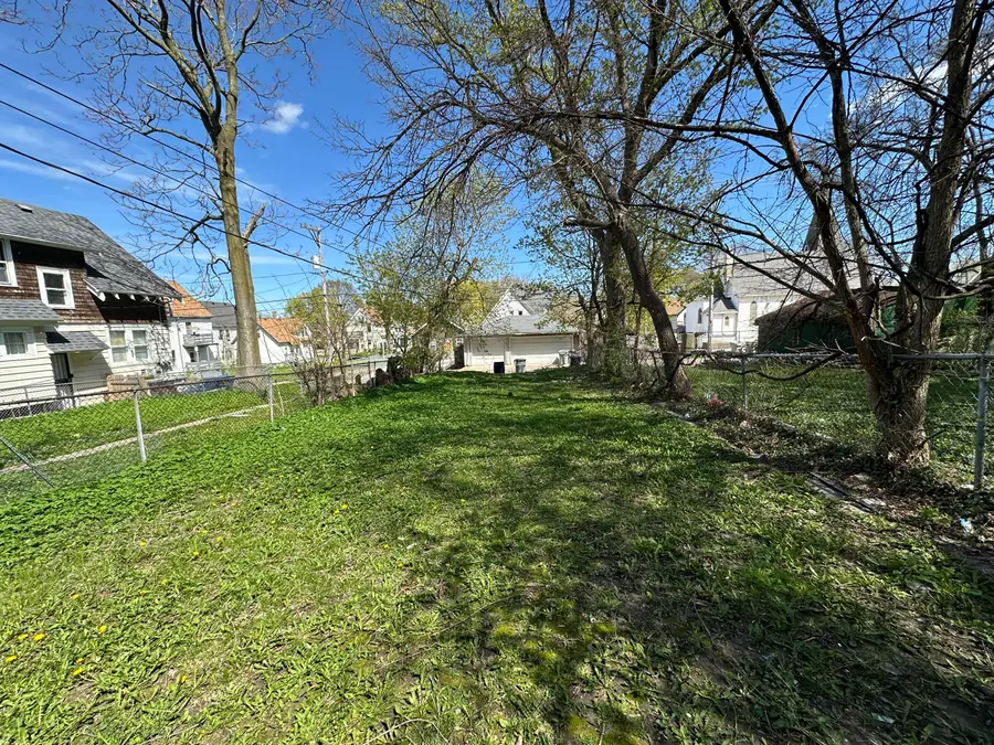 3320 N 3rd St, Milwaukee, WI 53212 - #3