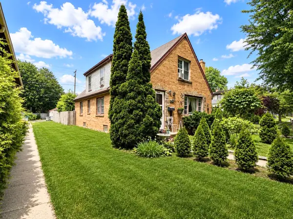 214 S 65th St, Milwaukee, WI 53214