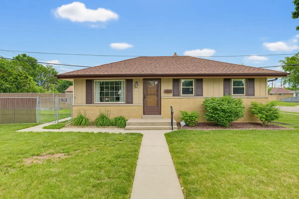 6346 N 80th St, Milwaukee, WI 53218 - #1