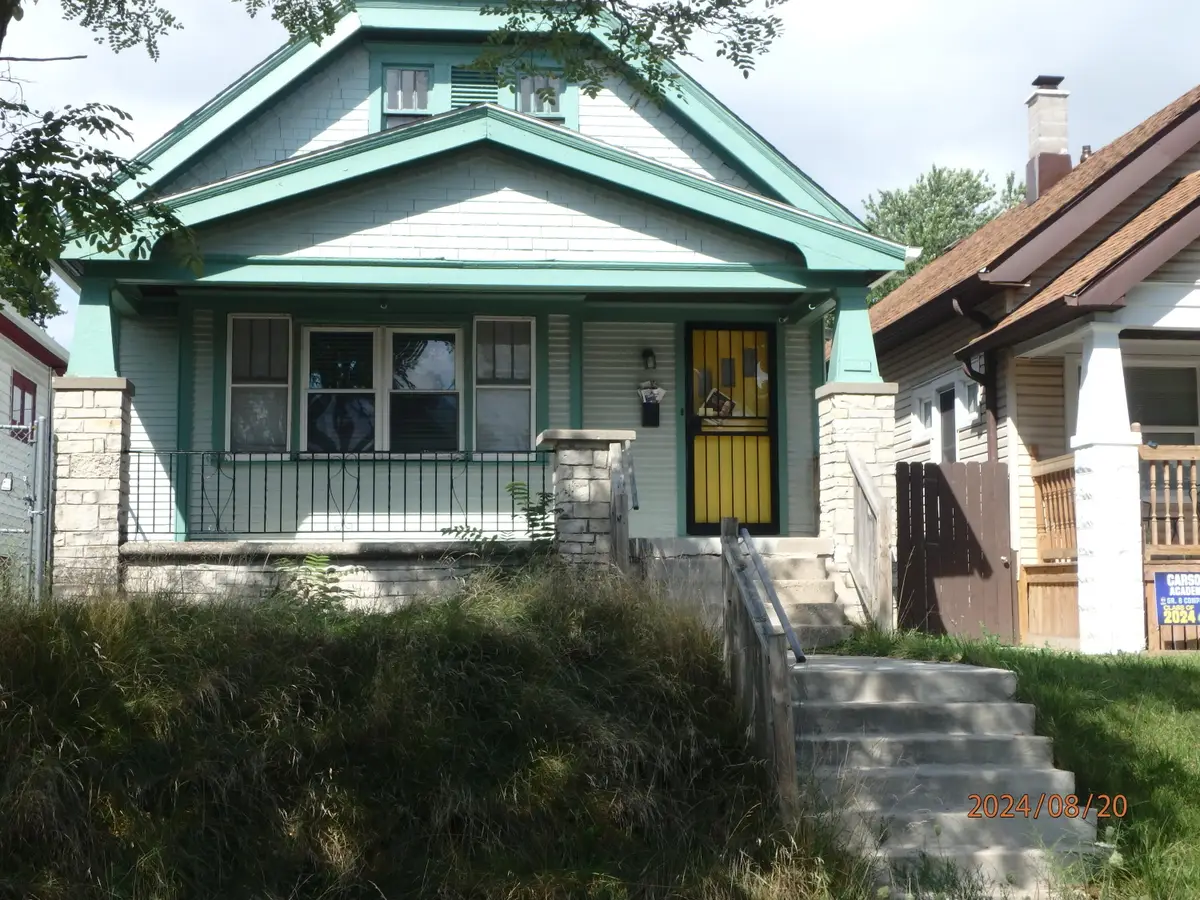 3937 N 22nd St, Milwaukee, WI 53206 - #1