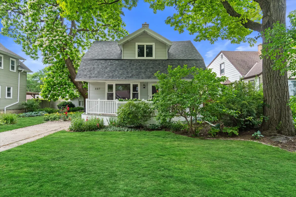 307 S 62nd St, Milwaukee, WI 53214 - #1