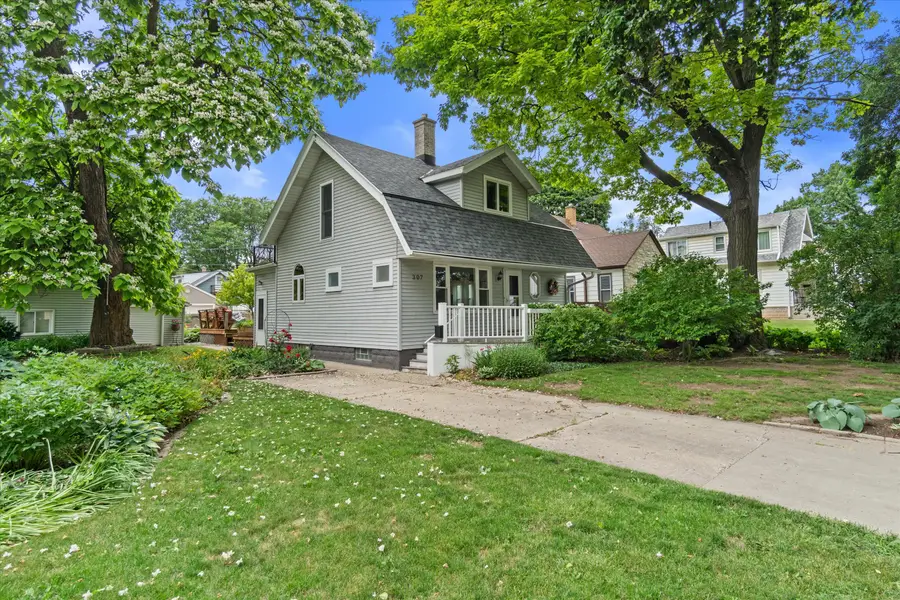 307 S 62nd St, Milwaukee, WI 53214 - #3