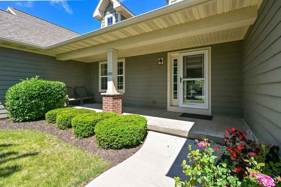 1986 Blue Spruce Ct, Port Washington, WI 53024 - #2