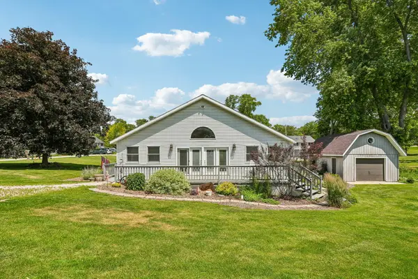 7533 337th Ave, Wheatland, WI 53105