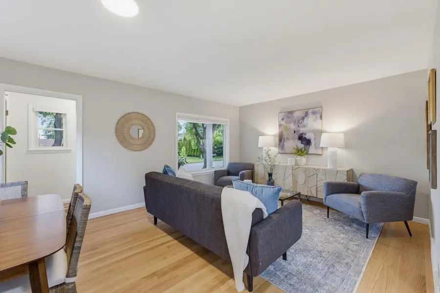 3608 N 101st St, Wauwatosa, WI 53222 - #2