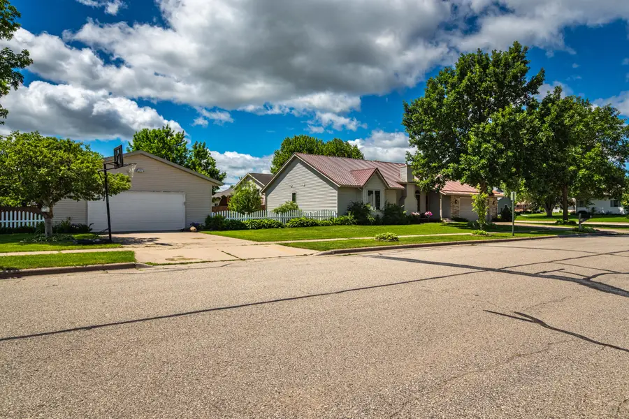 735 Daffodil St, West Salem, WI 54669 - #2