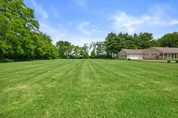 3694 W County Rd Nn Rd, Geneva, WI 53121