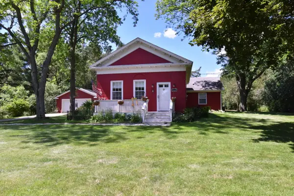 1123 S Utica Rd, Summit, WI 53066