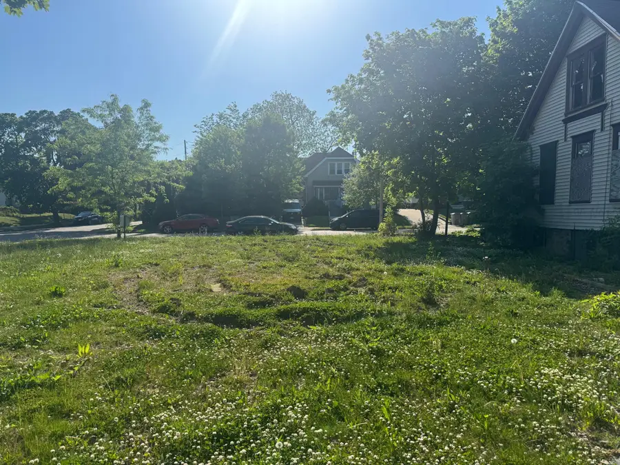 3254 N 15th St, Milwaukee, WI 53206 - #2