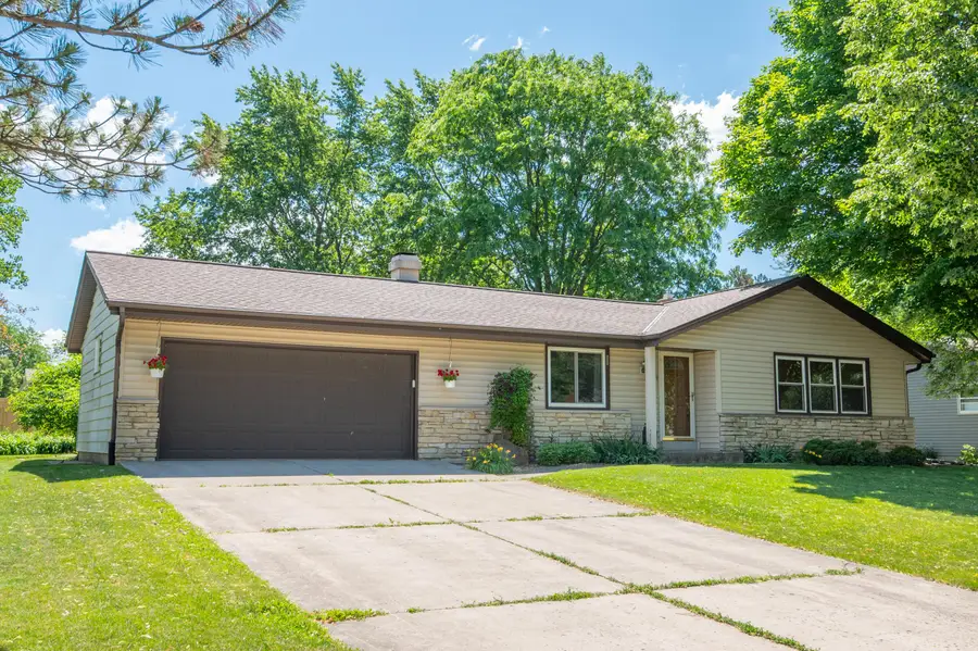W169N10432 Pheasant Run, Germantown, WI 53022 - #3