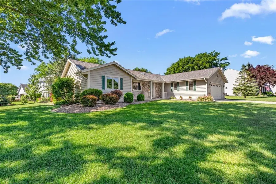N103W15923 Founders Ln, Germantown, WI 53022 - #3