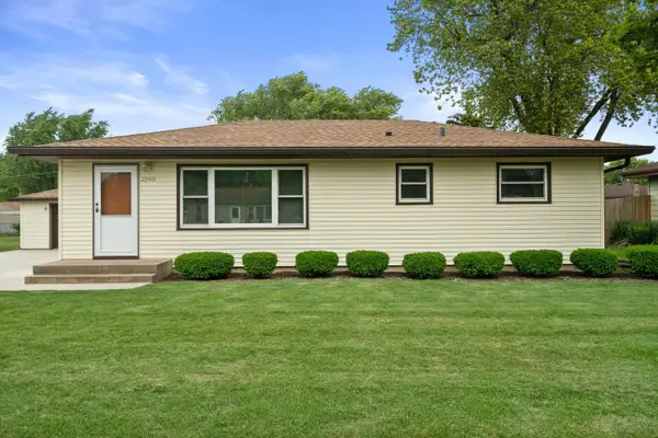 2900 Shady Ln, Caledonia, WI 53402
