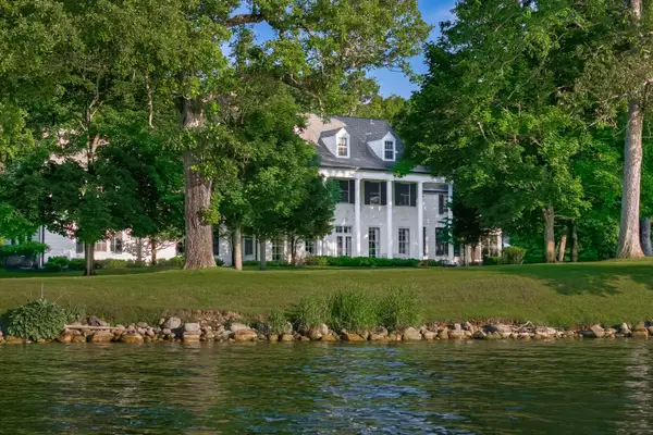 W3150 S Lakeshore Dr, Linn, WI 53147