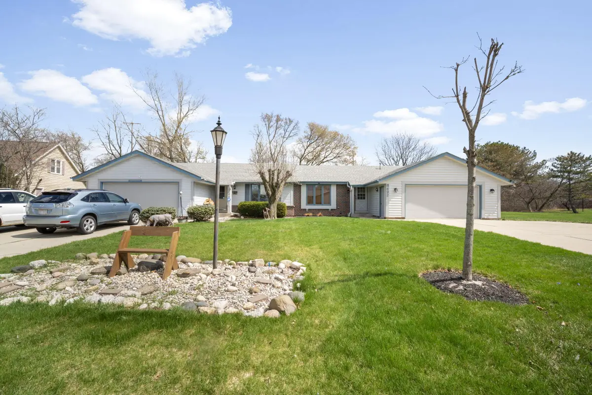 8492 N Meadowside Ct, Brown Deer, WI 53223 - #1
