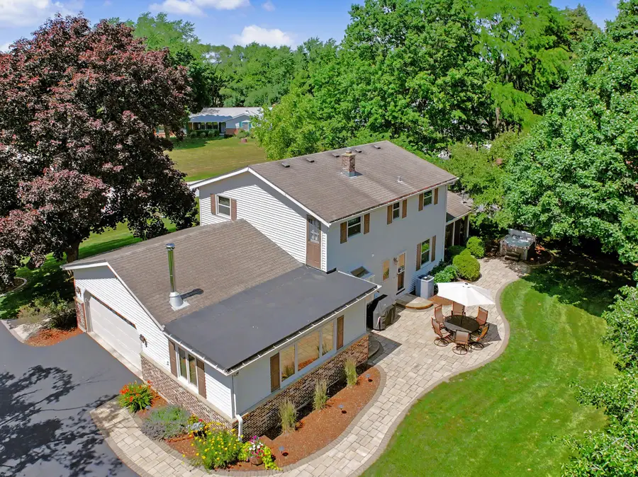 W158N5528 Lavender Lilac Ln, Menomonee Falls, WI 53051 - #3