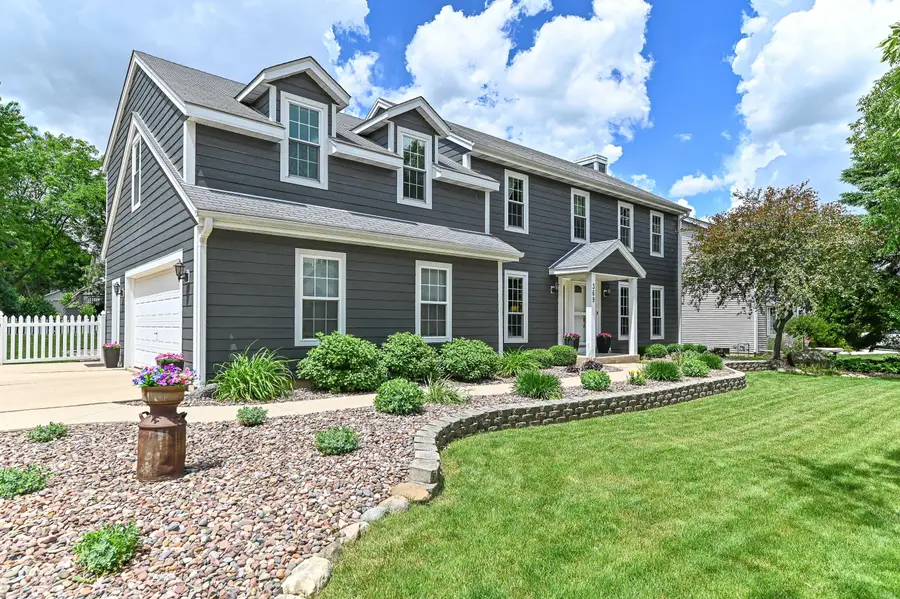369 Indian Bend Rd, Burlington, WI 53105 - #2