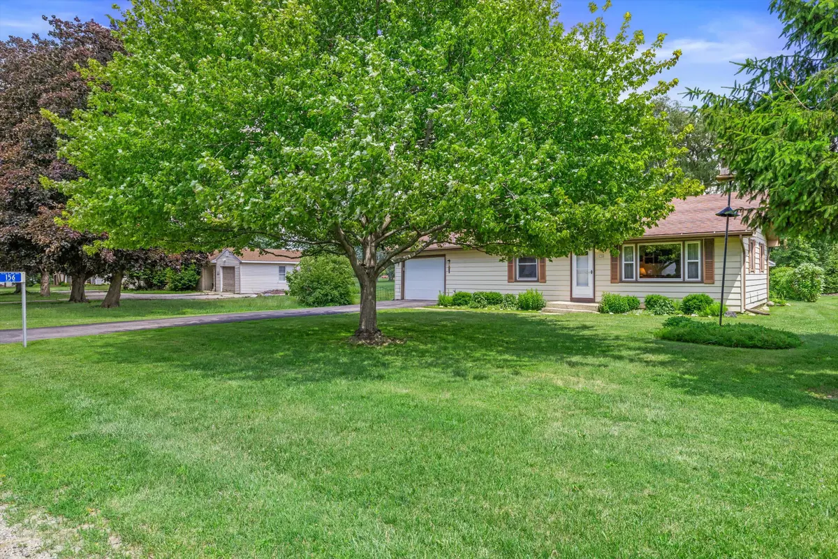 156 Chapel Ave, Twin Lakes, WI 53181 - #1