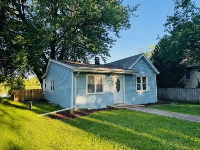 N6212 W Lakeshore Dr, Spring Prairie, WI 53105 - #1