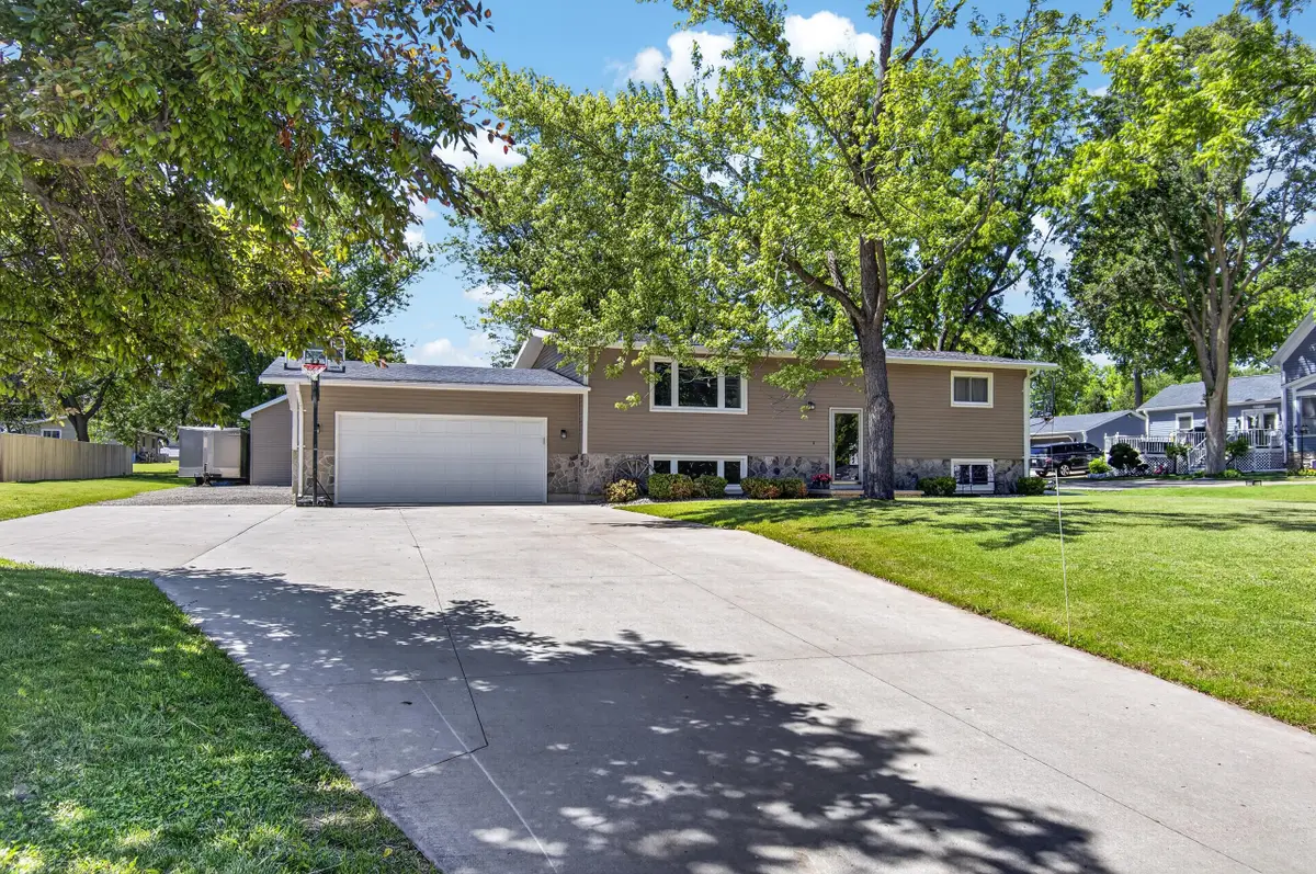 8415 12th St, Somers, WI 53144 - #1