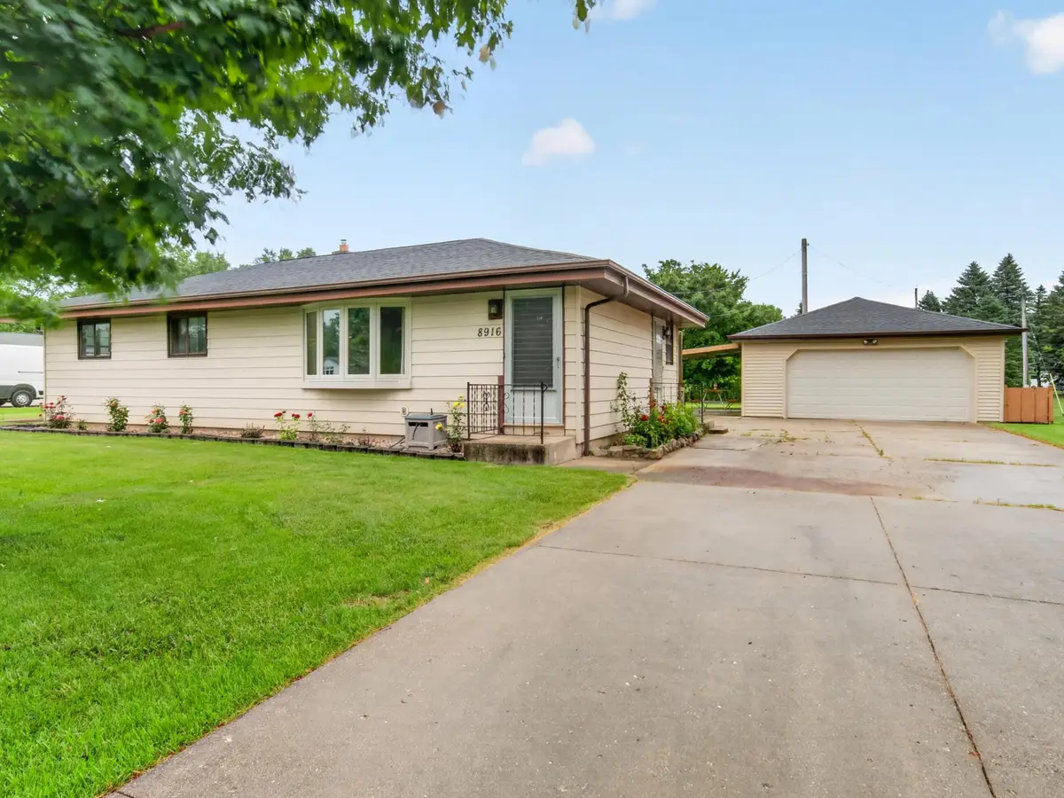 8916 S 84th St, Franklin, WI 53132 - #1