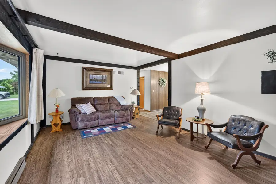 8916 S 84th St, Franklin, WI 53132 - #2