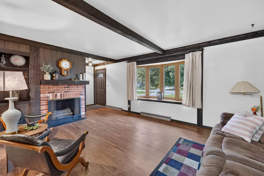 8916 S 84th St, Franklin, WI 53132 - #3