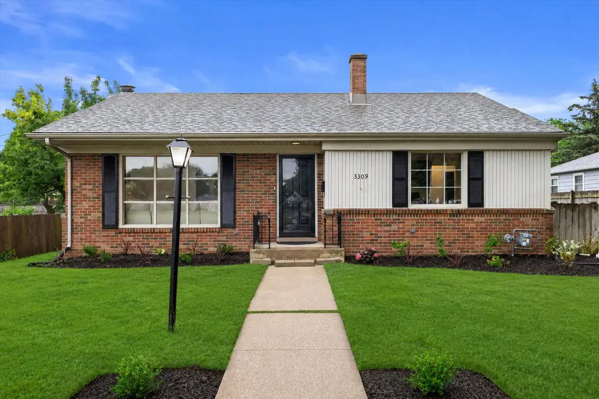 3309 4th Ave, Racine, WI 53402 - #1