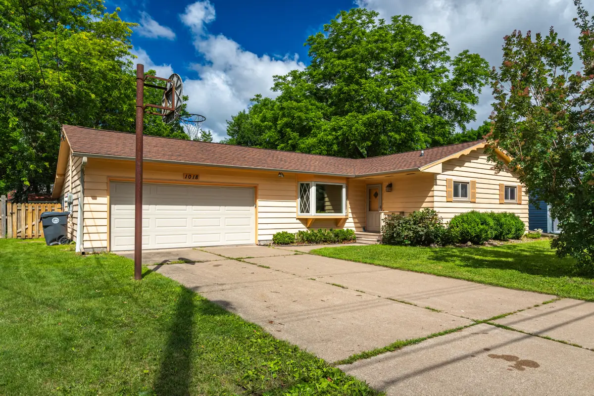 1018 28th St S, La Crosse, WI 54601 - #1