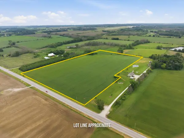 LT2 310 Hwy, Manitowoc Rapids, WI 54220