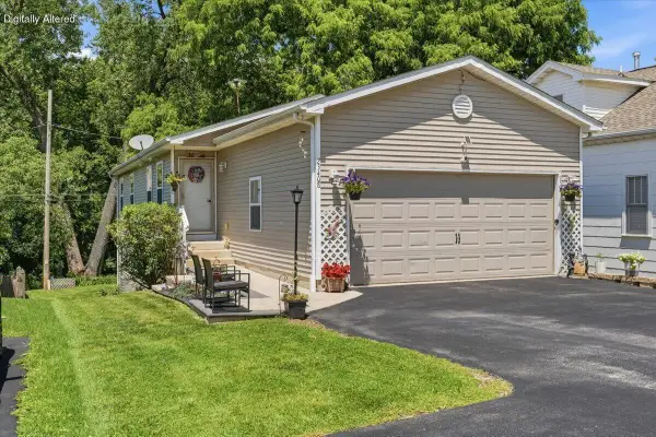 23408 124th St, Salem Lakes, WI 53179