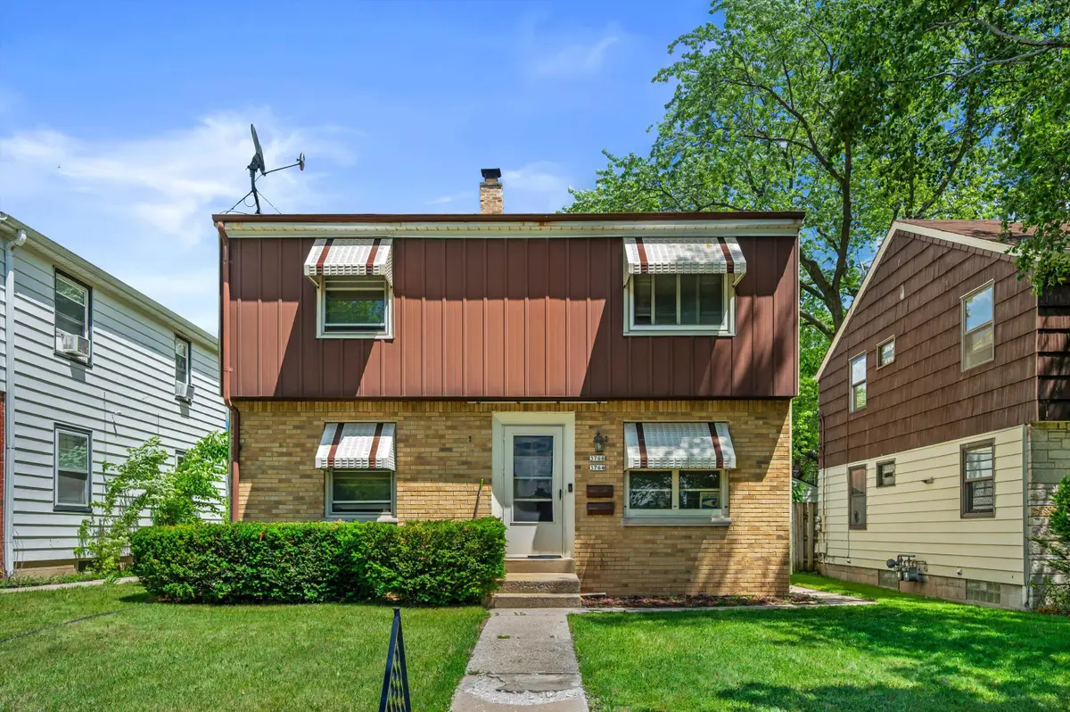 3764 N 88th St, Milwaukee, WI 53222 - #1
