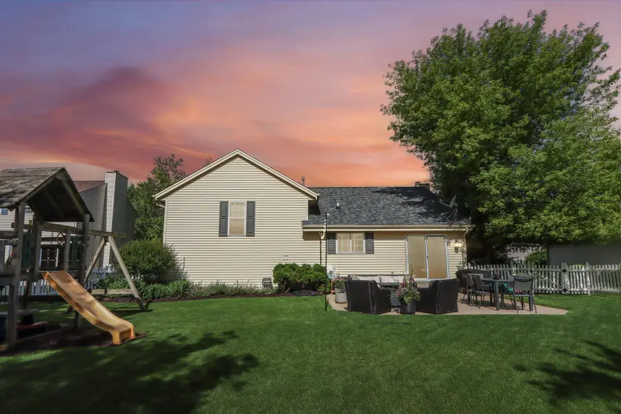 3737 Stillwater Cir, Waukesha, WI 53189 - #2