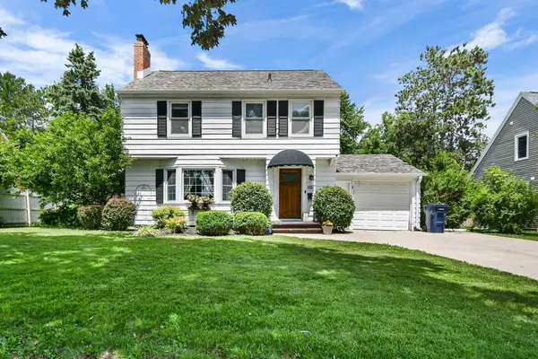 1121 Hawthorne Ave, Janesville, WI 53545