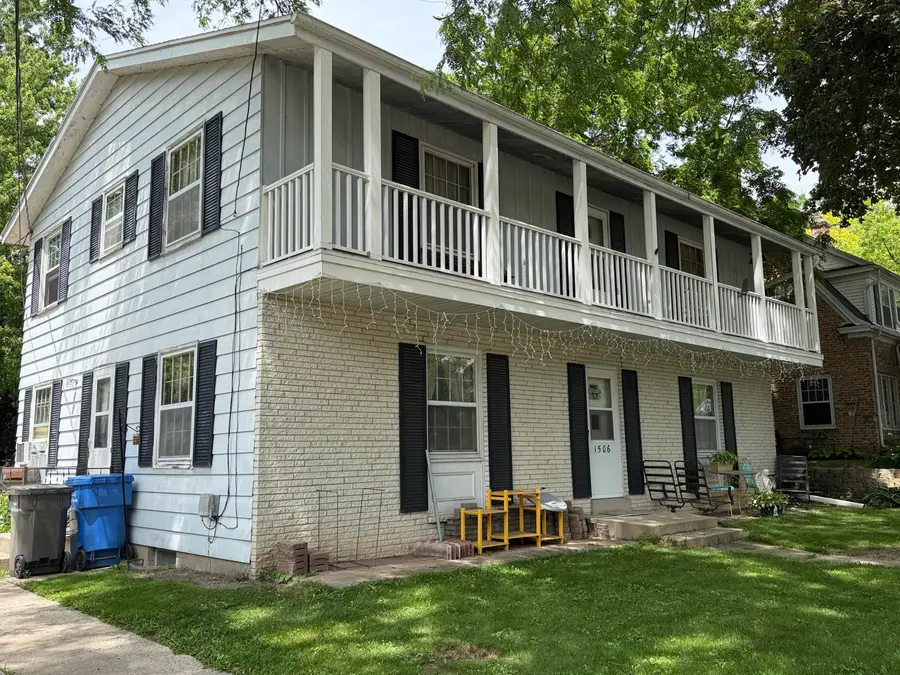 1506 E Main St, Watertown, WI 53094 - #2