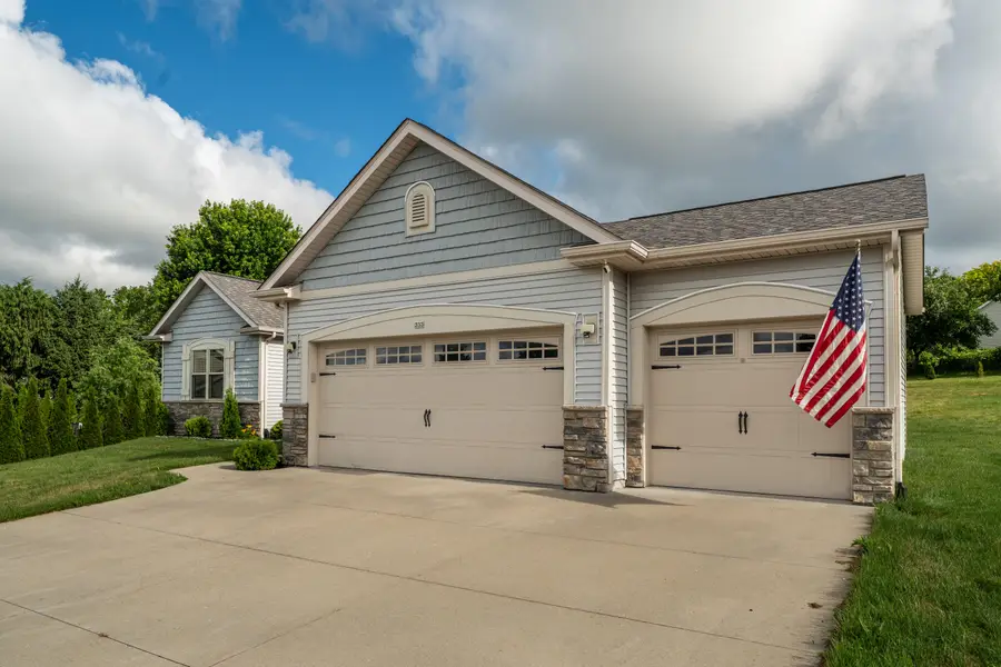 333 Nature Pl, Johnson Creek, WI 53038 - #3