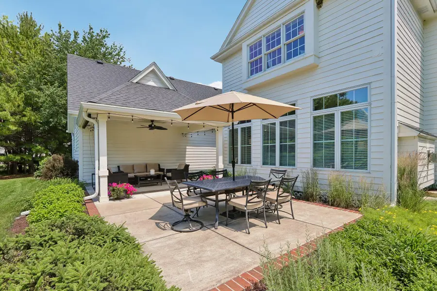 191 Fieldstone Rd, Delafield, WI 53018 - #3